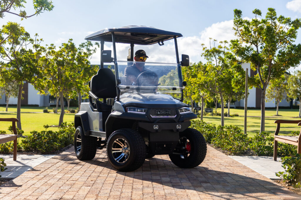 DGH-2 DGH-2 2-seater hi-rise electric golf cart 1